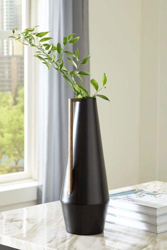 ADORNO VASE A2000553 Pouderbell